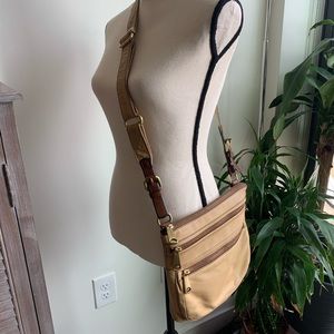 Leather Fossil Explorer Voyager Crossbody bag